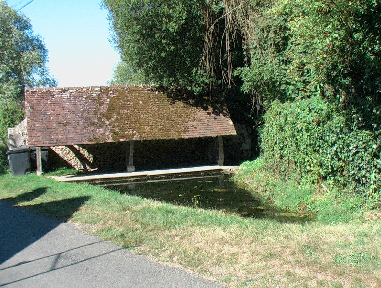 tl_files/editeur/images/cc_communes/st_lubin lavoir.jpg